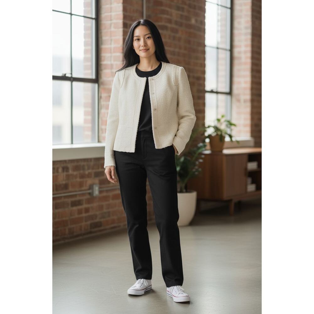 White House Black Market Soft Tweed crop Jacket Size 14 cream, Butterfly Lining